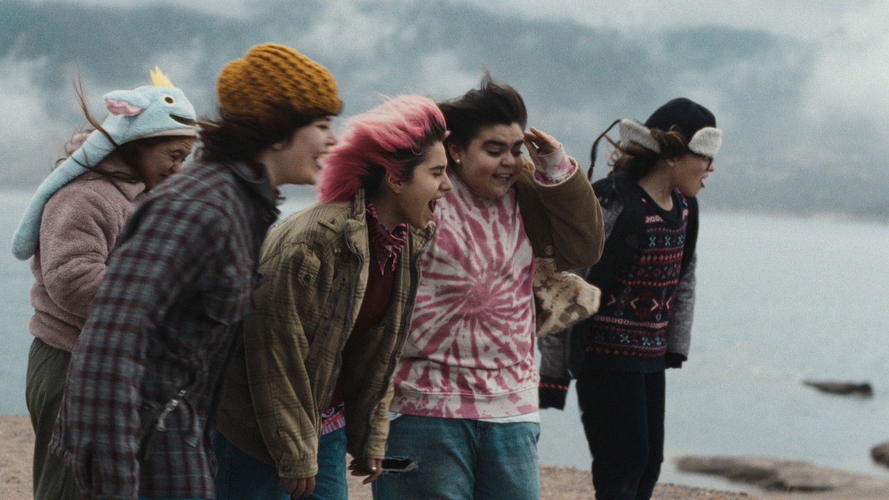 Simon of the Mountain Movie Screenshot 3