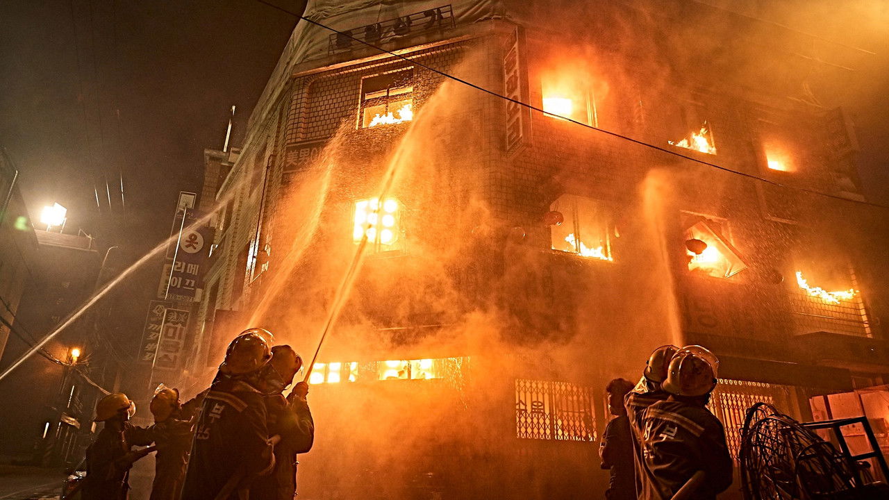 Firefighters Movie Screenshot 4