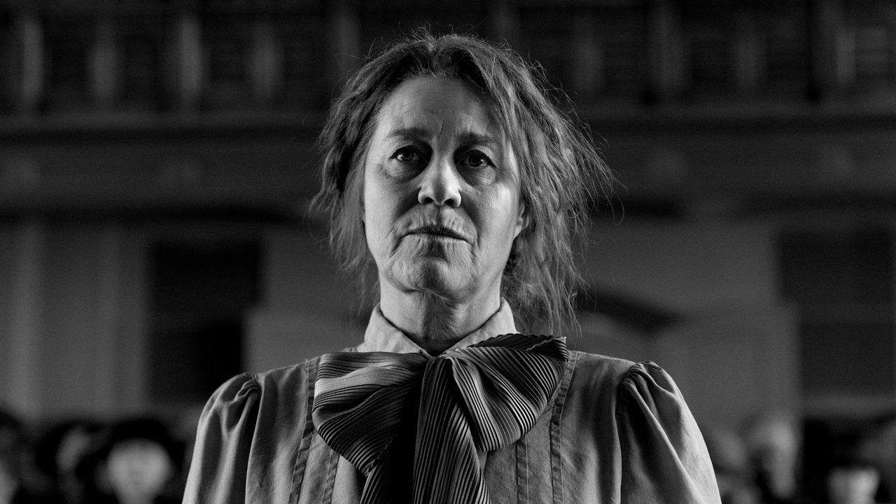 The Girl with the Needle Movie Screenshot 5