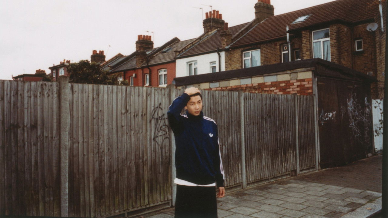 RM: Right People, Wrong Place Movie Screenshot 3