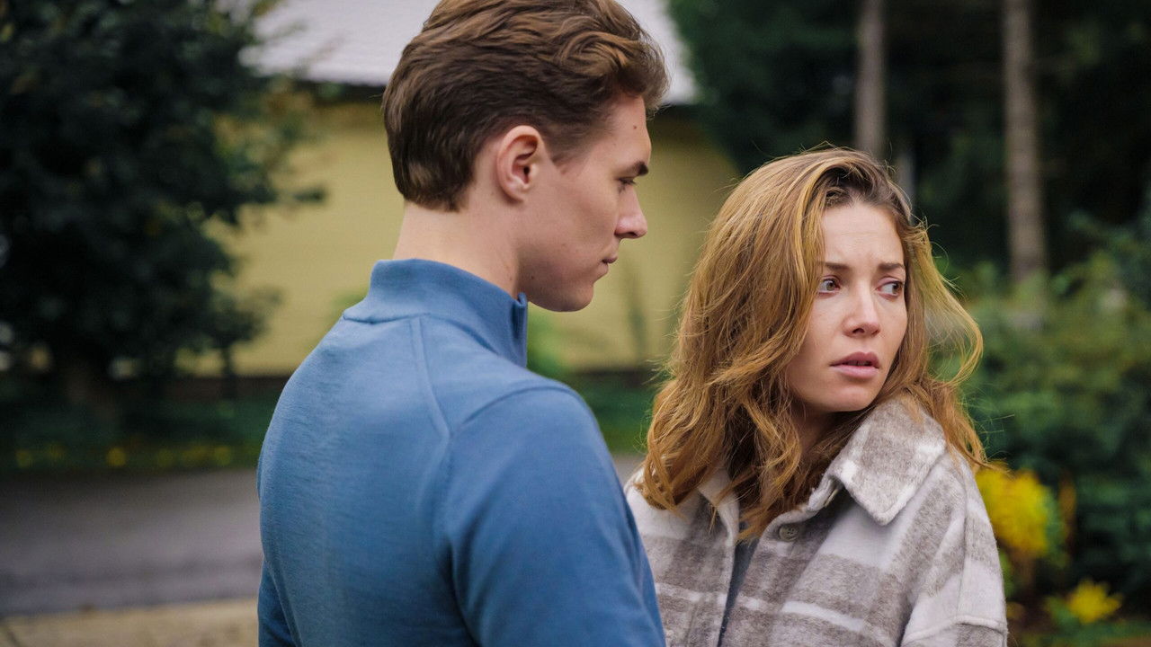 Un/Dressed Movie Screenshot 4