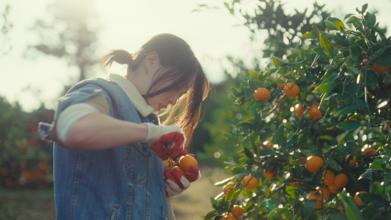 Time to Be Strong Movie Screenshot 5